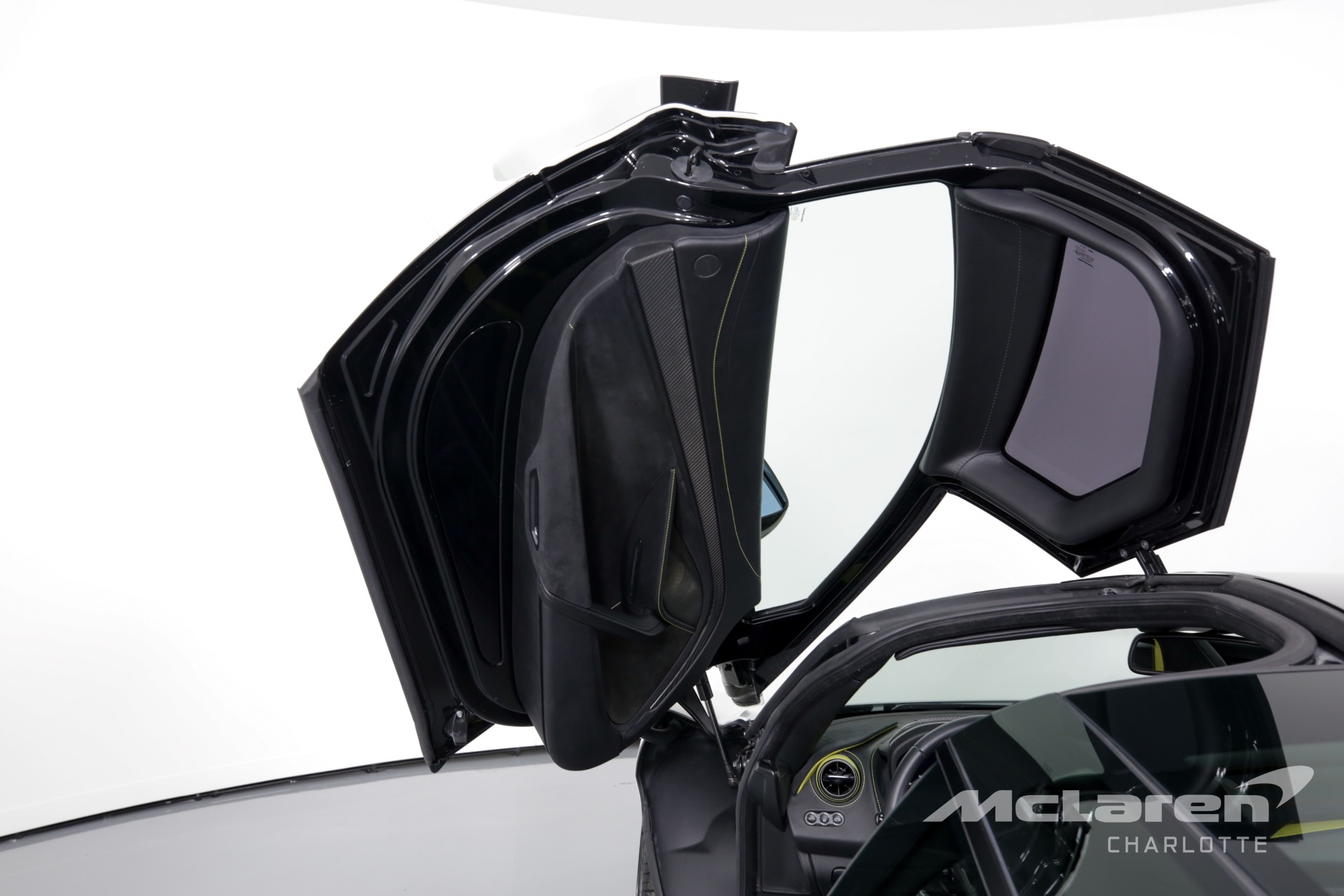 Used 2018 McLaren 720S Performance | Charlotte, NC