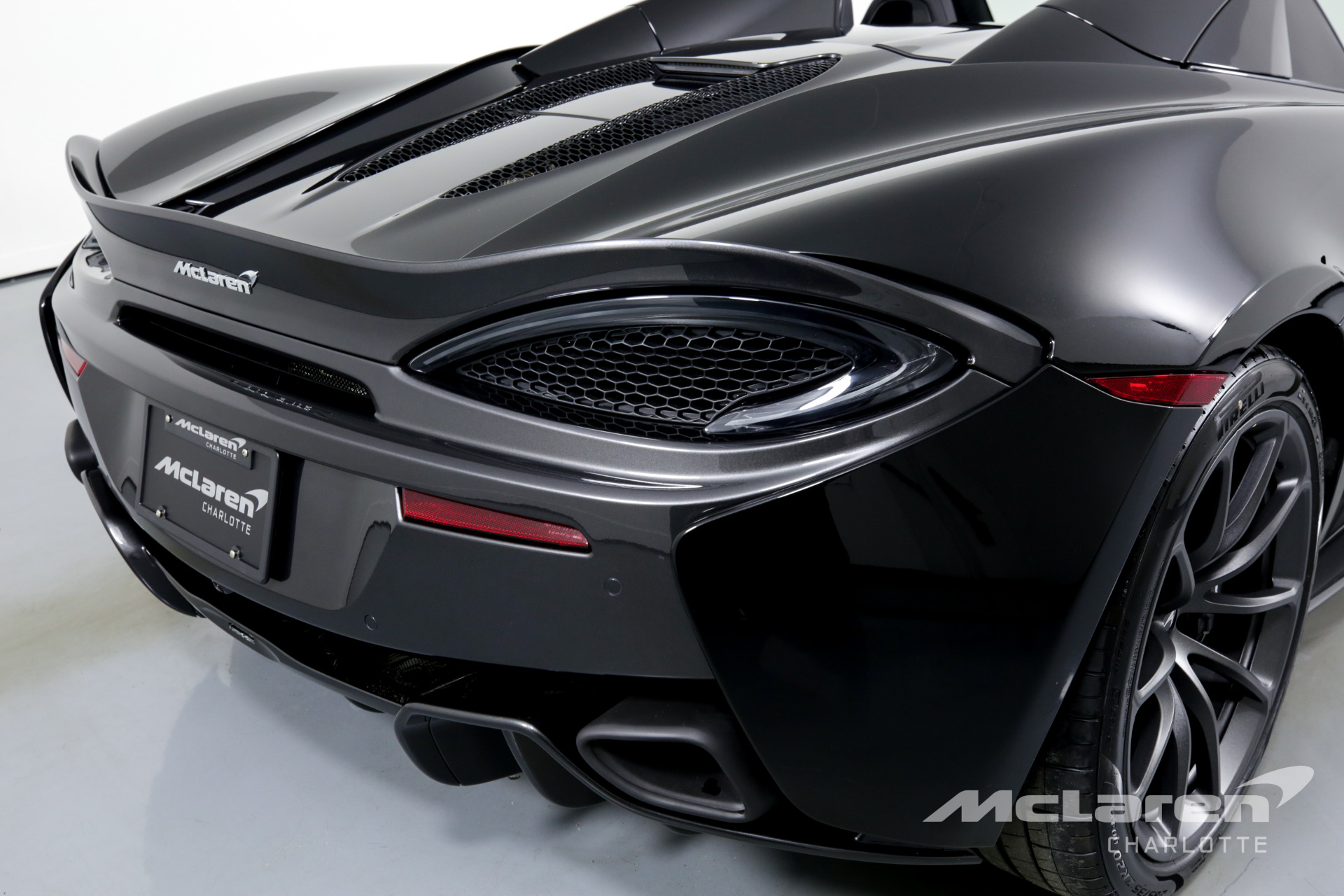 Used 2020 McLaren 570S SPIDER | Charlotte, NC