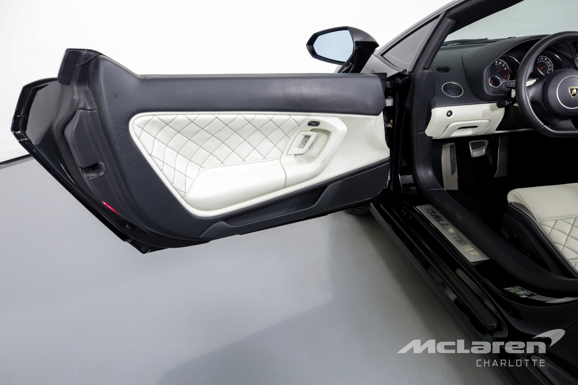 Used 2014 Lamborghini Gallardo LP 550-2 Spyder | Charlotte, NC