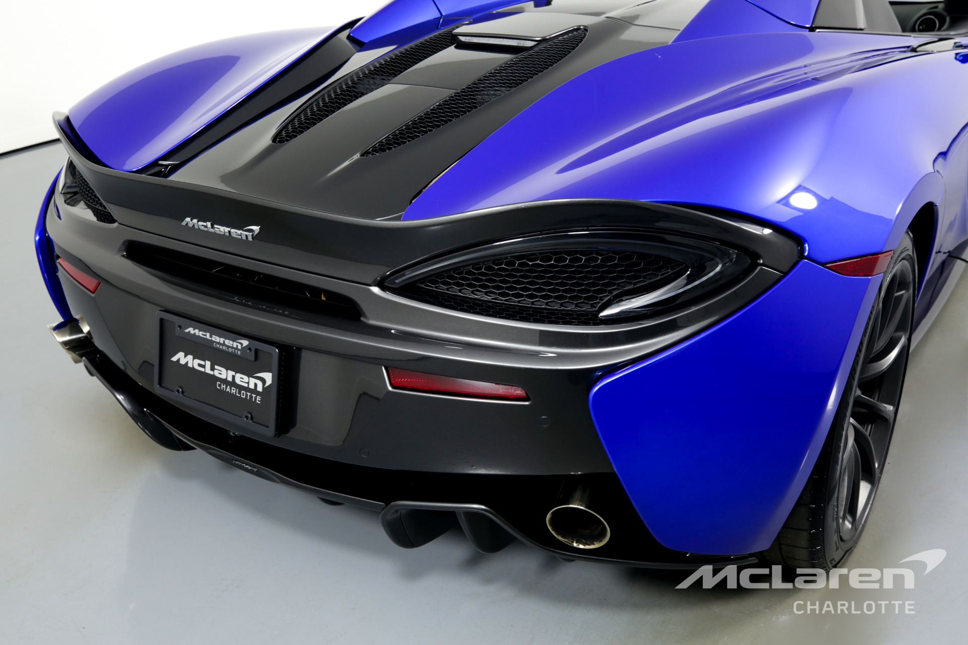 Used 2019 MCLAREN 570S SPIDER | Charlotte, NC