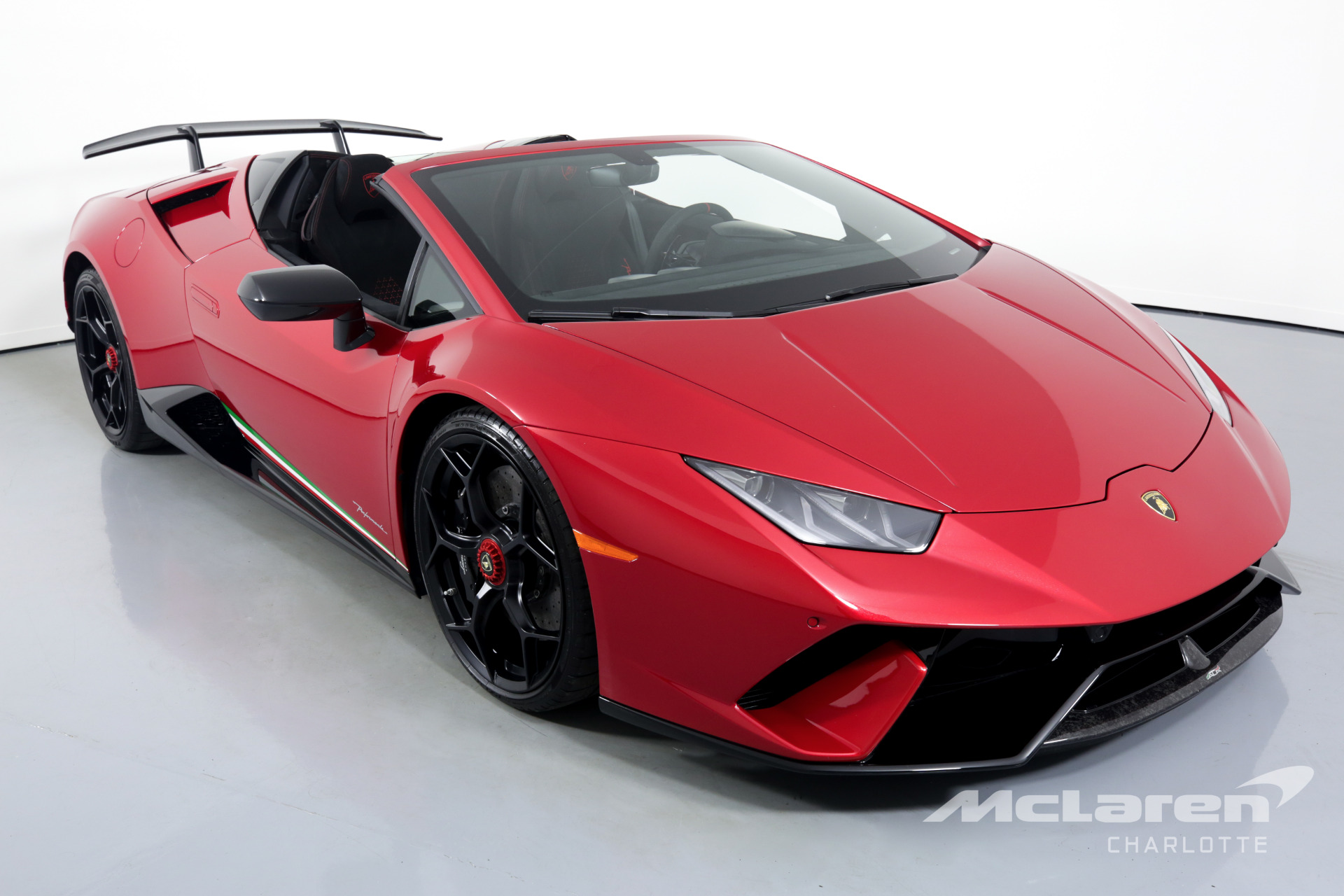 Used 2018 Lamborghini Huracan LP 640-4 Performante Spyder | Charlotte, NC