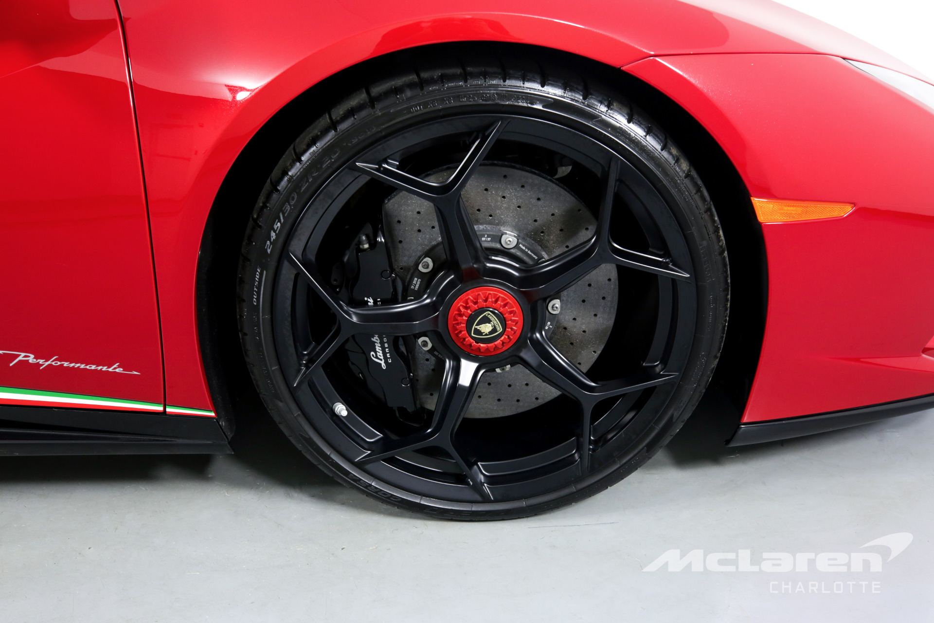 Used 2018 Lamborghini Huracan LP 640-4 Performante Spyder | Charlotte, NC
