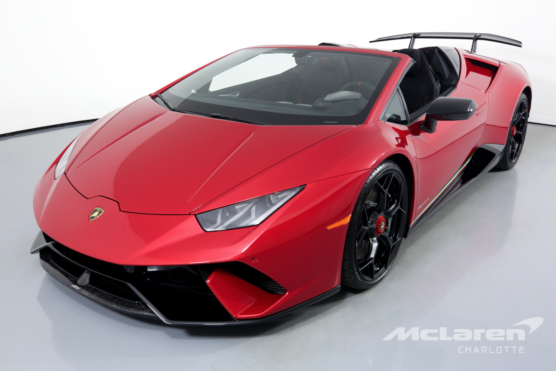 Used 2018 Lamborghini Huracan LP 640-4 Performante Spyder | Charlotte, NC