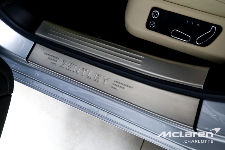 Used-2017-Bentley-Flying-Spur-V8