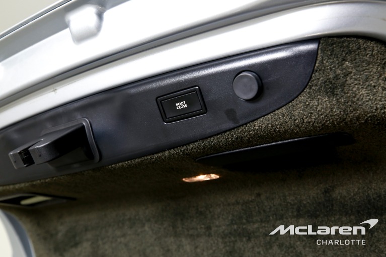 Used-2017-Bentley-Flying-Spur-V8