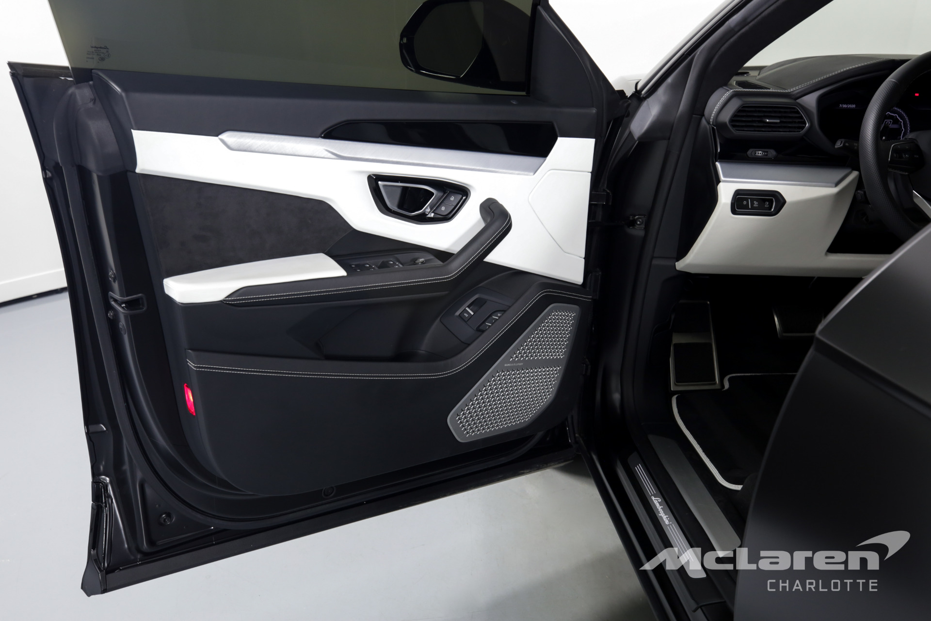 Used 2019 Lamborghini Urus | Charlotte, NC