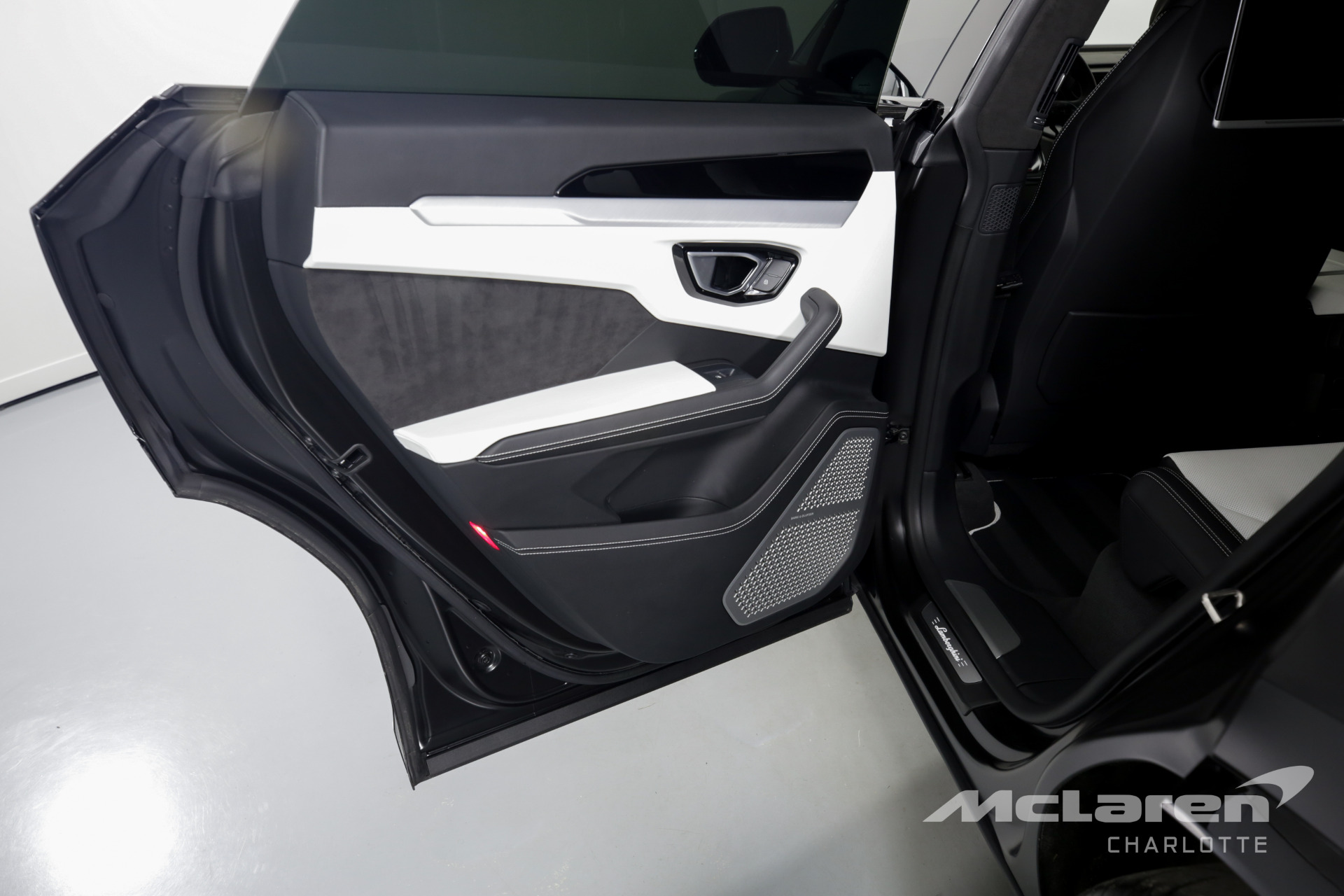 Used 2019 Lamborghini Urus | Charlotte, NC