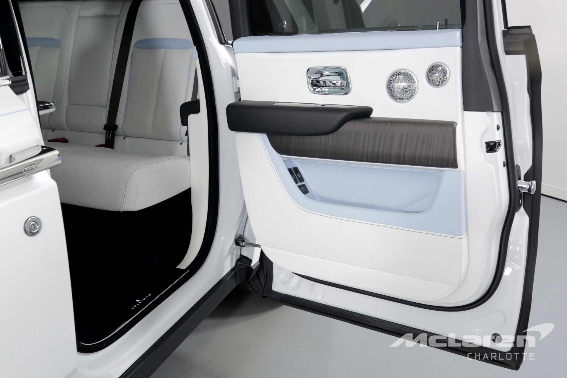 Used 2019 Rolls-Royce Cullinan Base | Charlotte, NC