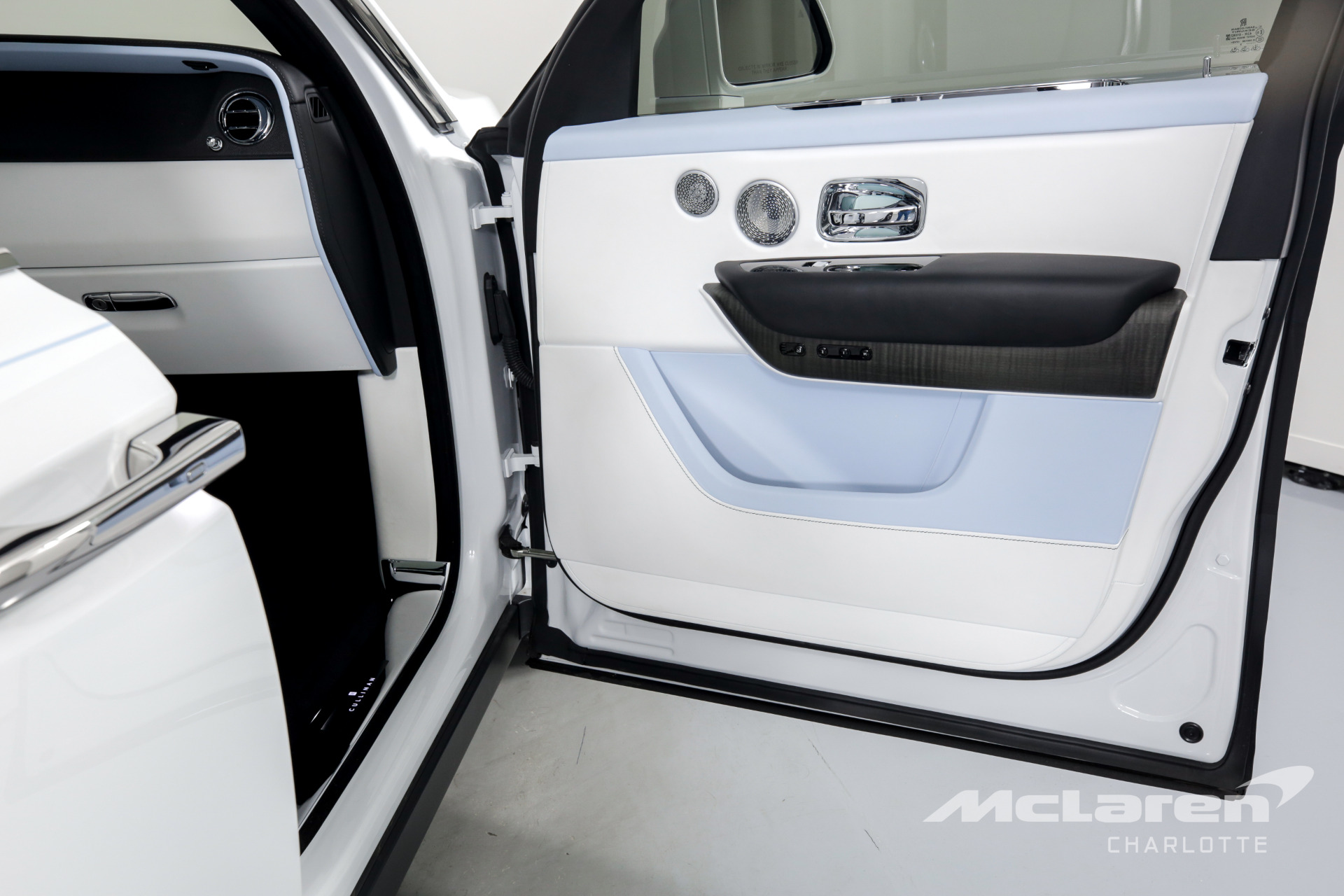Used 2019 Rolls-Royce Cullinan Base | Charlotte, NC