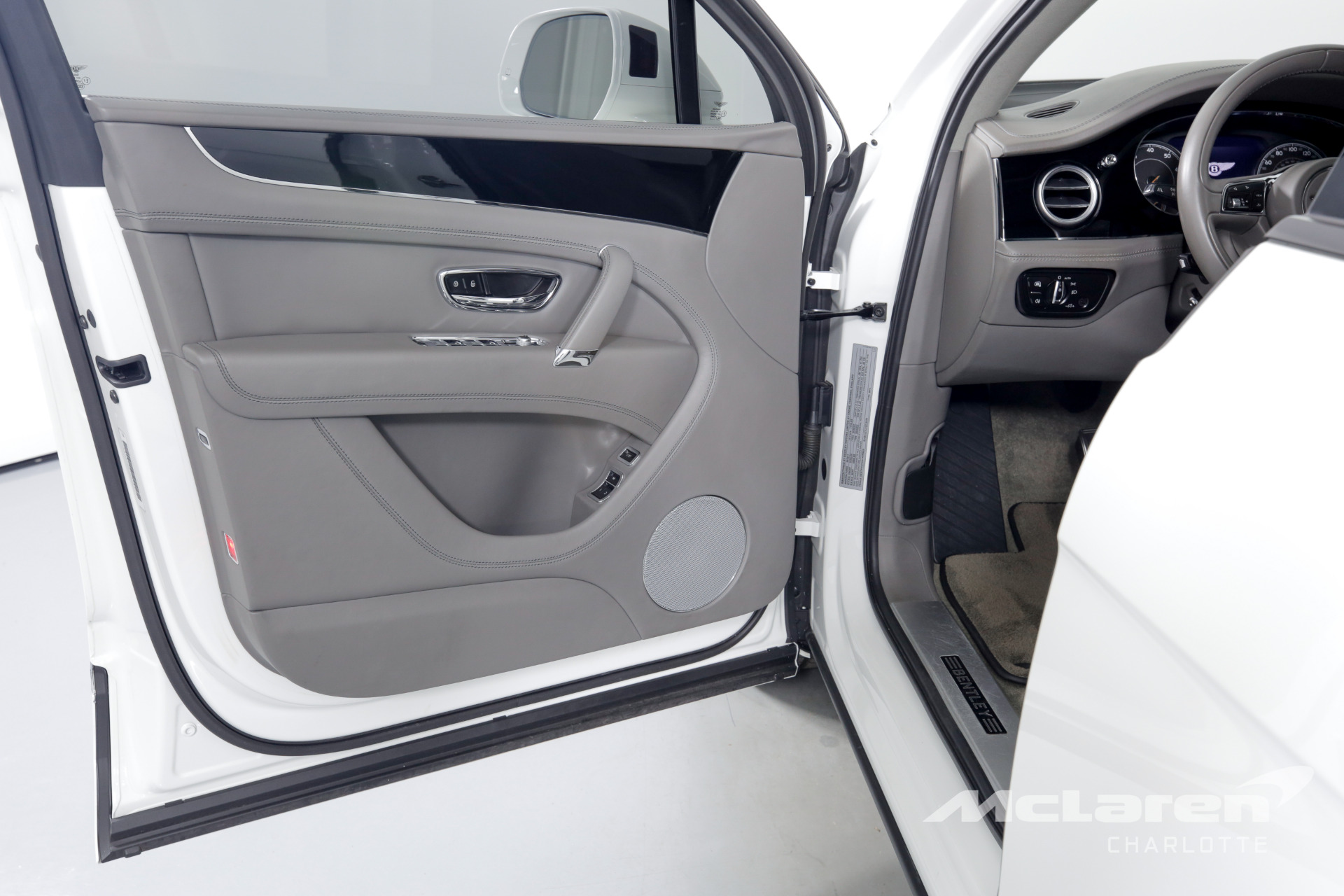 Used 2018 Bentley Bentayga Onyx Edition | Charlotte, NC