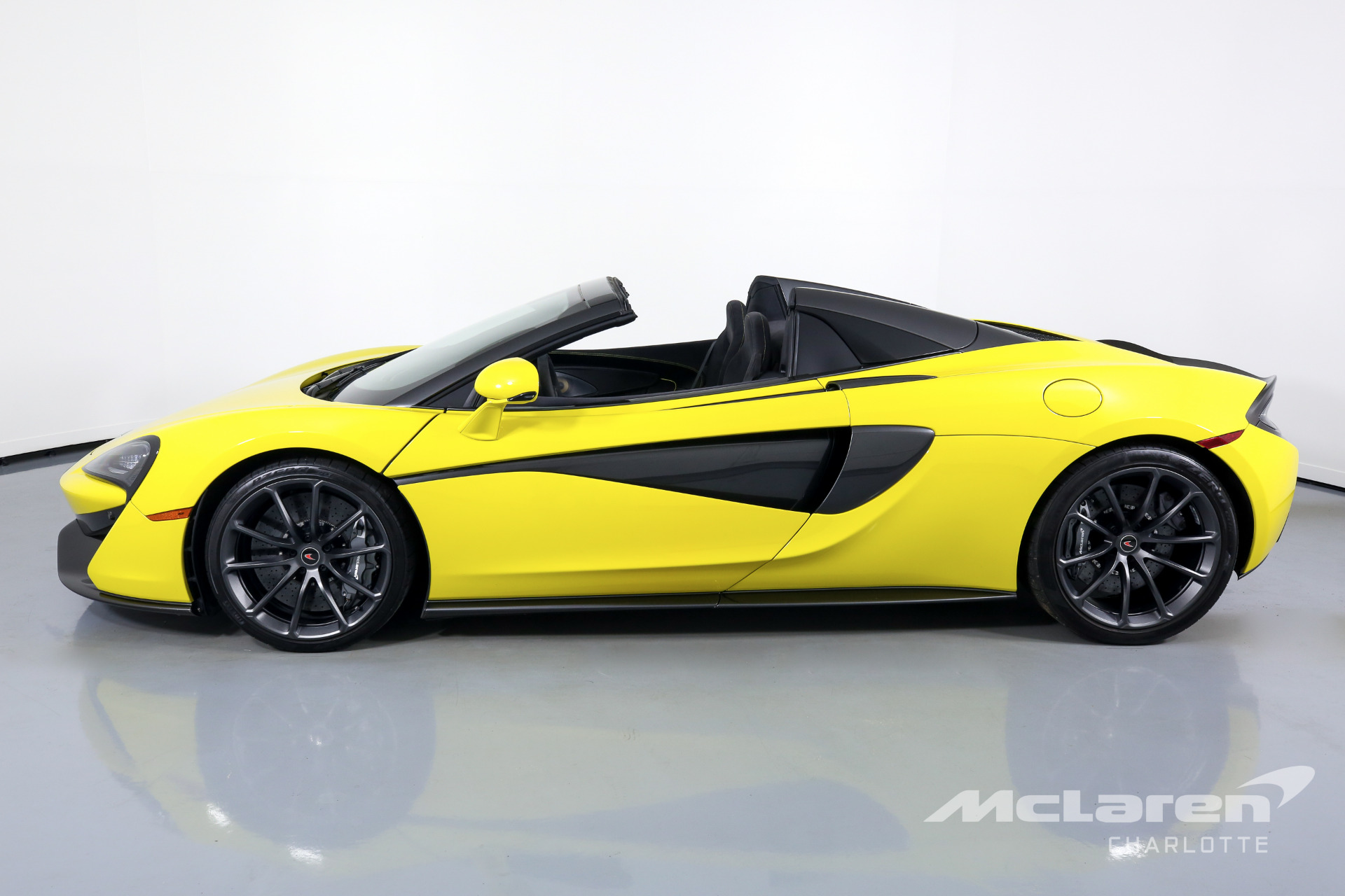 Used 2018 McLaren 570S Spider | Charlotte, NC