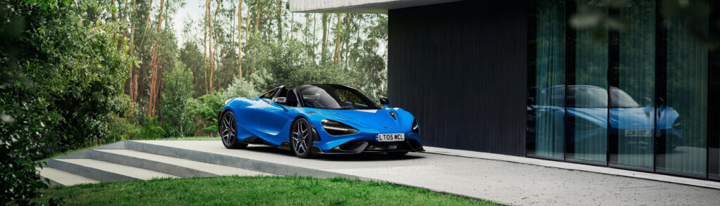 McLaren 765LT Spider Blue